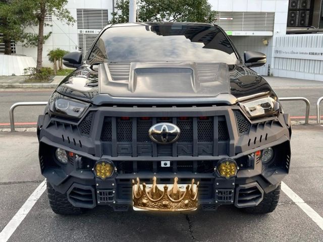Toyota Hilux  第2張相片