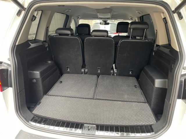 Volkswagen 福斯 Touran  第6張相片