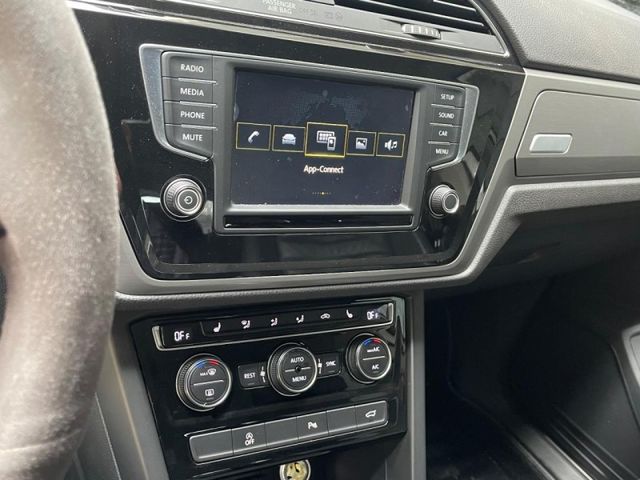 Volkswagen 福斯 Touran  第9張相片