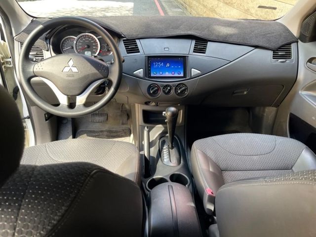 Mitsubishi Zinger  第3張相片