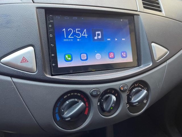 Mitsubishi Zinger  第5張相片