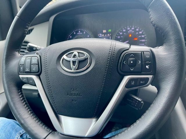 Toyota Sienna  第5張相片