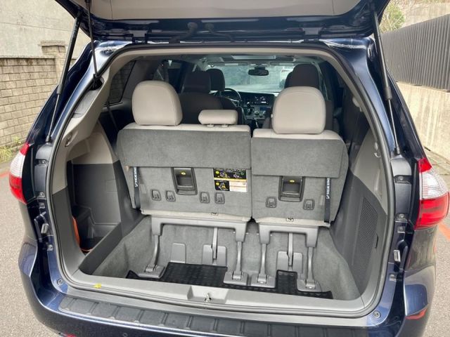 Toyota Sienna  第10張相片