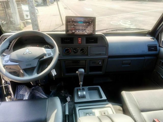 Mitsubishi Delica  第7張相片
