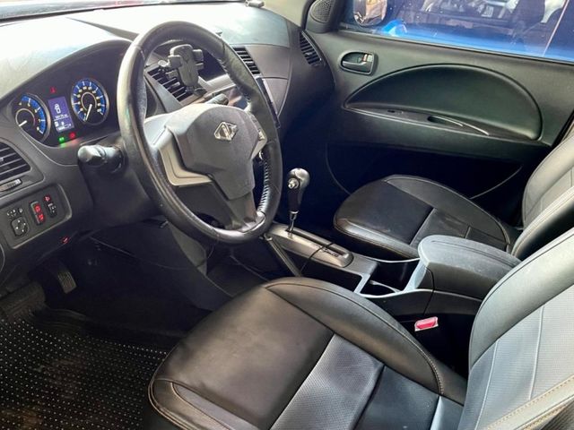 Mitsubishi Zinger  第3張相片