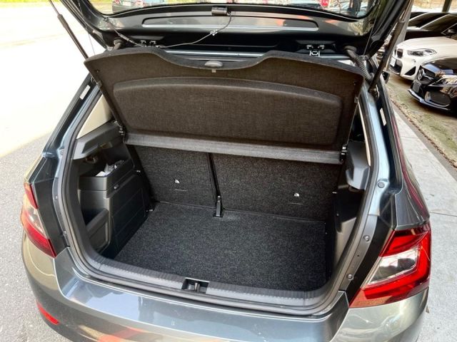 Skoda Fabia  第8張相片