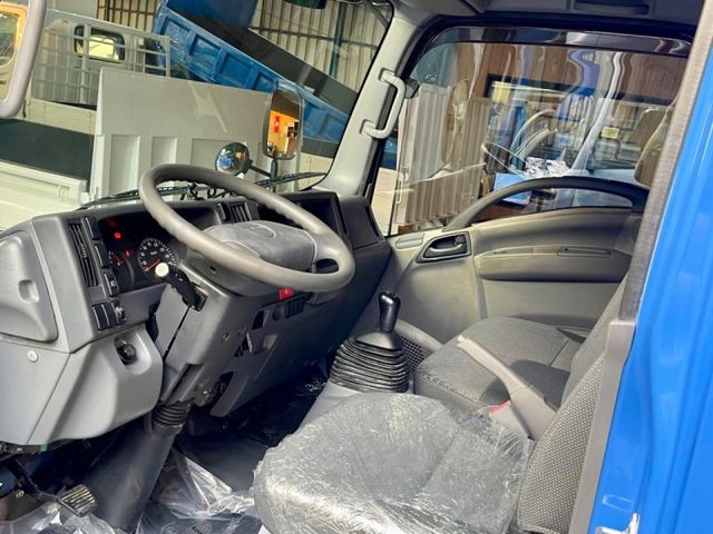 Isuzu Elf(一路發)  第7張相片