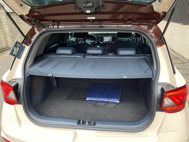 Hyundai Venue  第11張相片