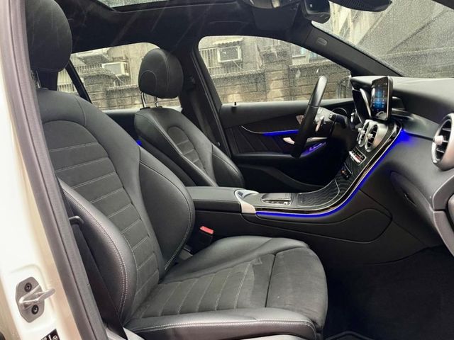 Mercedes-Benz/賓士 GLC300  第5張相片