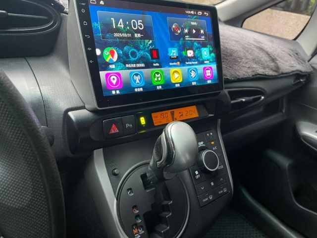 Toyota Wish  第6張相片