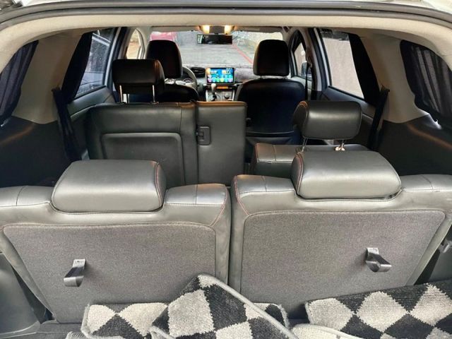 Toyota Wish  第9張相片