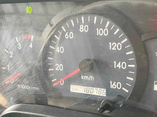 Mitsubishi Canter  第10張相片