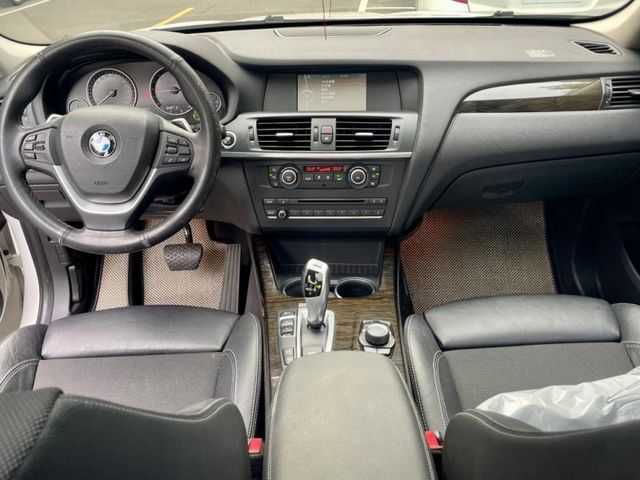 BMW/ 寶馬 X3 SERIES  第3張相片