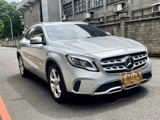 Mercedes-Benz/賓士 GLA200d  第2張相片