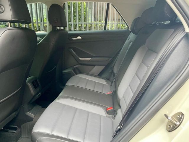 Volkswagen 福斯 T-Roc  第8張相片
