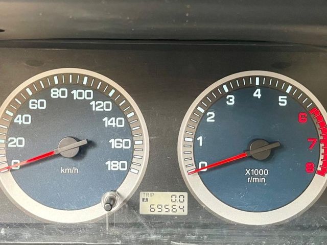 Mitsubishi Delica  第8張相片