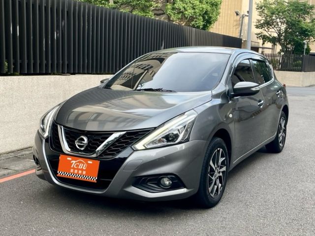 Nissan Tiida  第1張相片