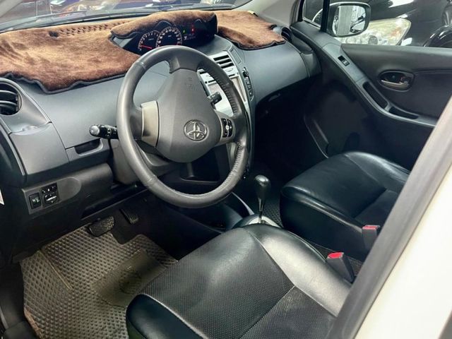 Toyota Yaris  第5張相片