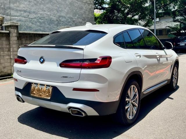 BMW/ 寶馬 X4 SERIES  第3張相片