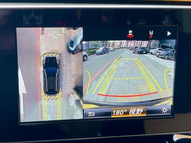 Mercedes-Benz/賓士 GLC250  第7張相片