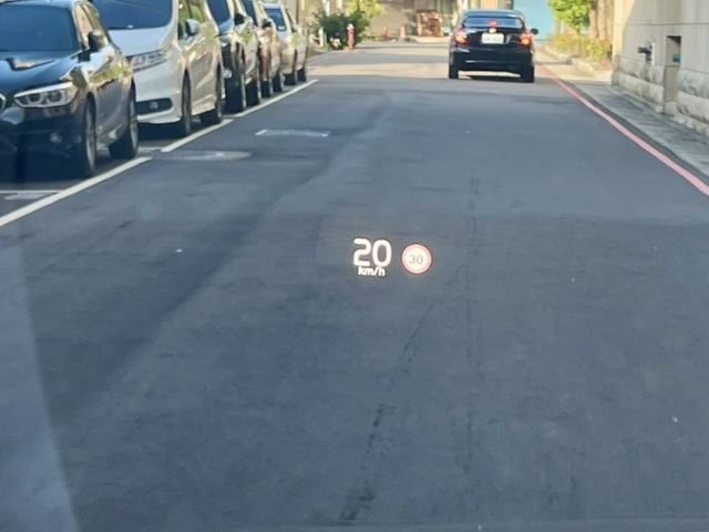 Volvo XC60  第7張相片