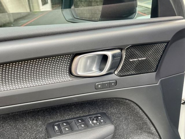 Volvo XC40  第6張相片