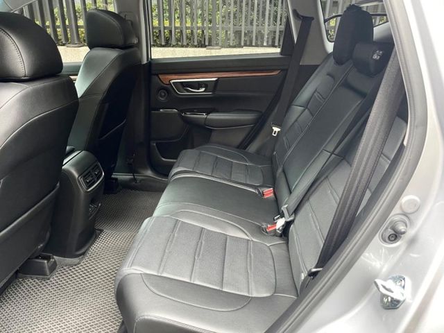 2023年出廠CRV S版 里程3萬多公里 有ACC 車道維持 環景360 電尾門 全景天窗  第7張相片