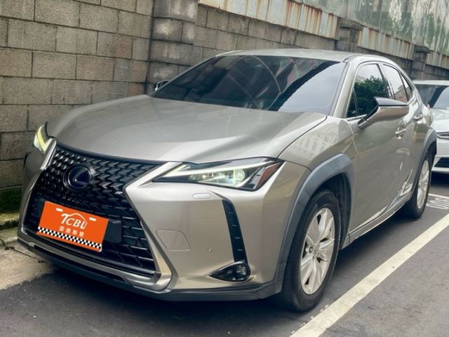 Lexus UX  第1張相片