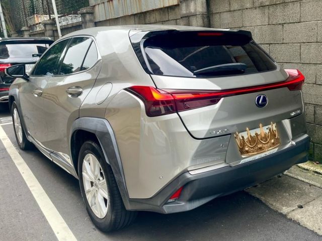 Lexus UX  第2張相片