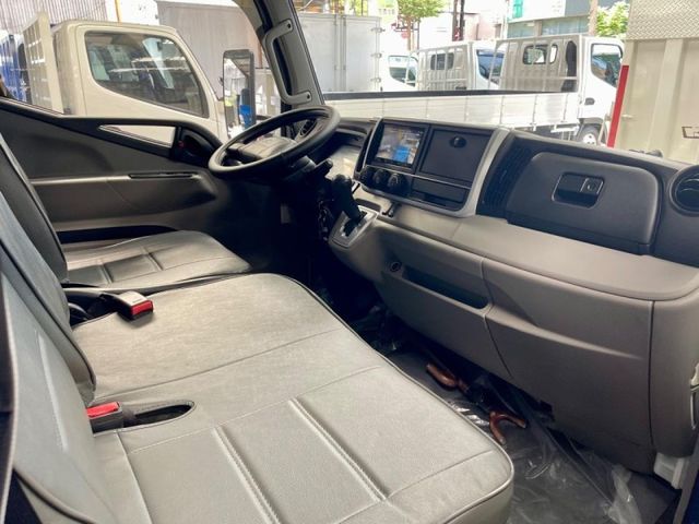 Mitsubishi Canter  第2張相片