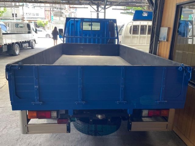 Mitsubishi Canter  第9張相片