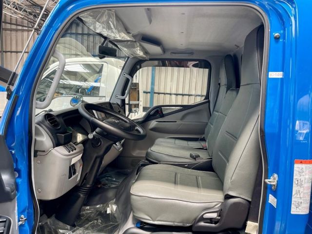 Mitsubishi Canter  第11張相片