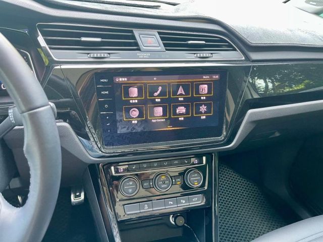 Volkswagen 福斯 Touran  第6張相片