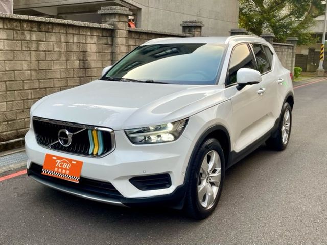Volvo XC40  第1張相片