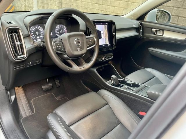 Volvo XC40  第4張相片