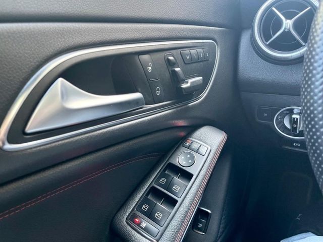 Mercedes-Benz/賓士 CLA250  第6張相片