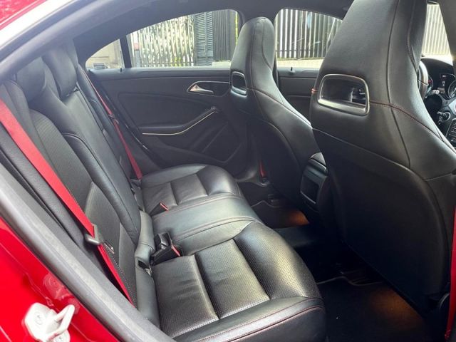 Mercedes-Benz/賓士 CLA250  第8張相片