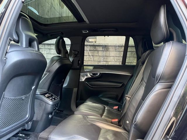 Volvo XC90  第12張相片