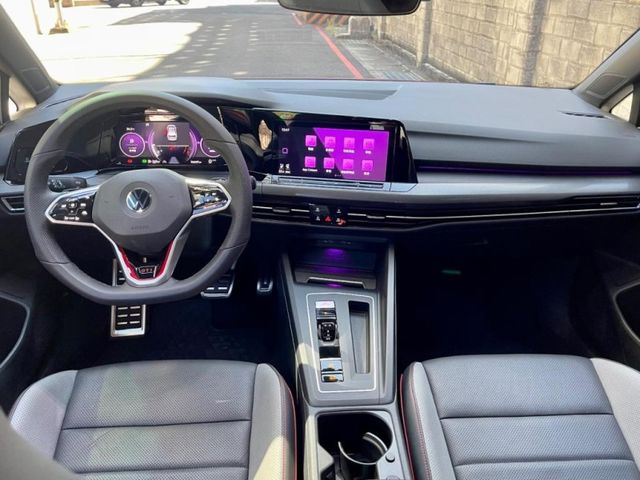 Volkswagen 福斯 Golf GTI  第3張相片