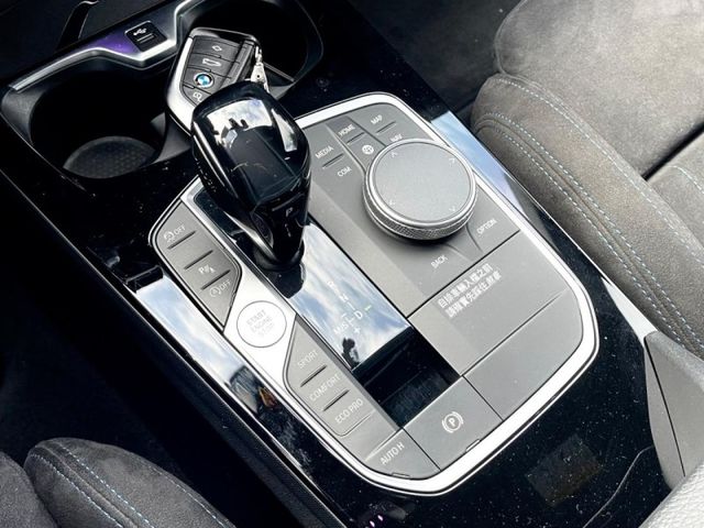 BMW/ 寶馬 218i  第11張相片
