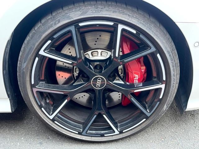 Audi RS3  第6張相片