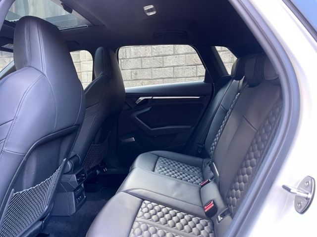 Audi RS3  第13張相片