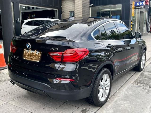 2016年總代理X4 28i 里程跑少 升級影音大銀幕 環景360影像 有電尾門 ikey摸門 恆溫  第4張相片