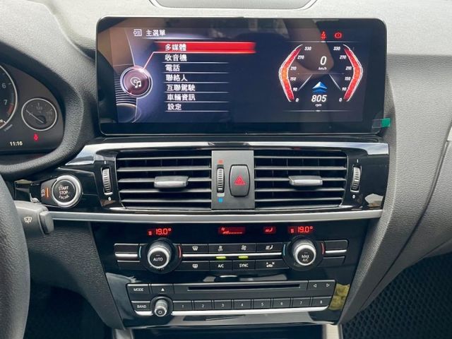 2016年總代理X4 28i 里程跑少 升級影音大銀幕 環景360影像 有電尾門 ikey摸門 恆溫  第7張相片