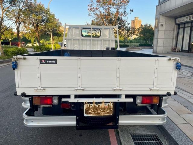 Hino 300  第3張相片