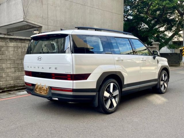 Hyundai Santa Fe  第2張相片