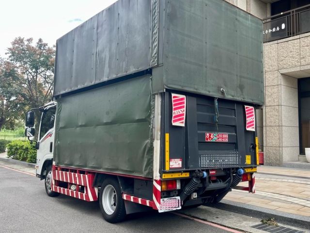 Isuzu Elf(一路發)  第4張相片