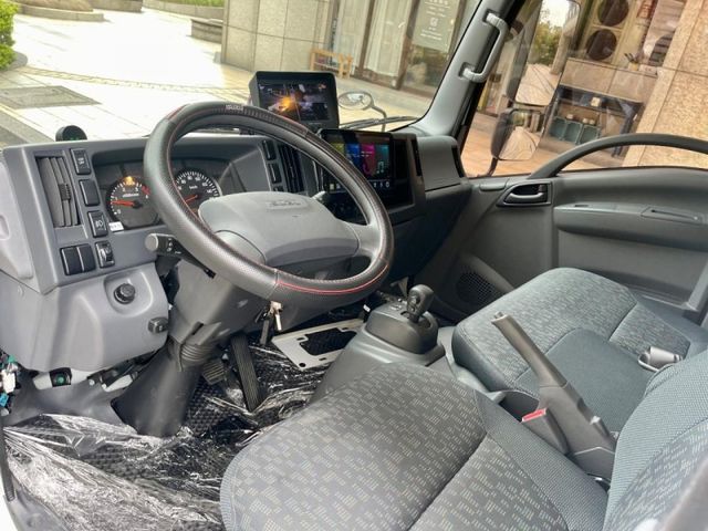 Isuzu Elf(一路發)  第10張相片
