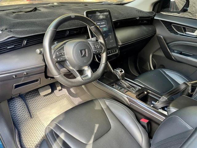 Luxgen URX  第4張相片