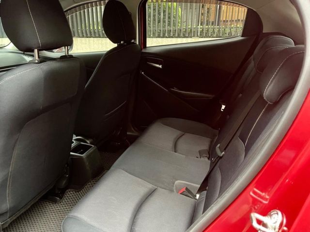 Mazda Mazda2  第6張相片